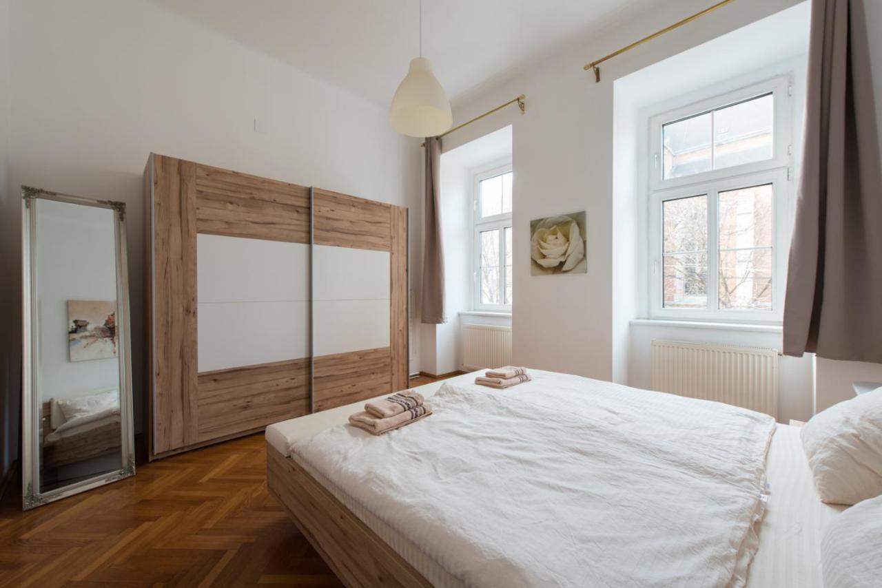 Belvedere Central Apartment Vienna Exterior photo
