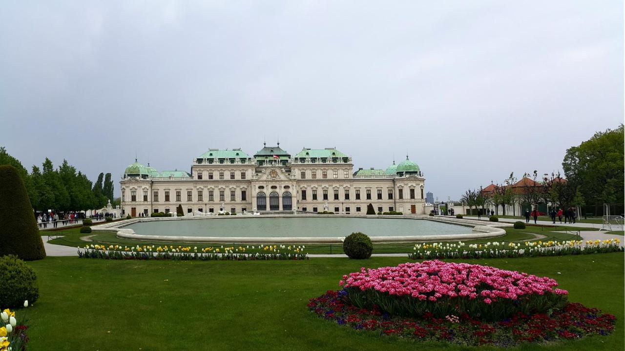 Belvedere Central Apartment Vienna Exterior photo